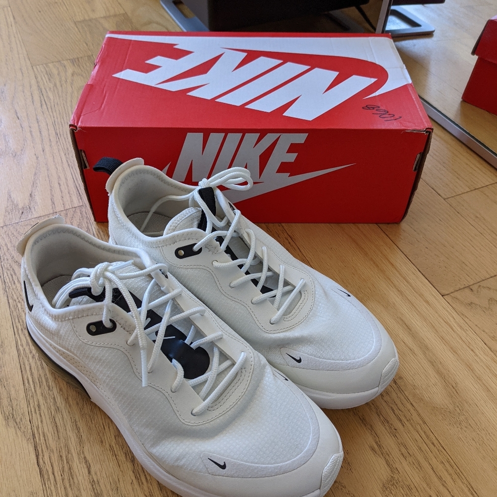 Nike Air Max Dia - Women's 6